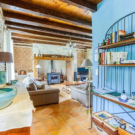 Holiday home Amazing In With Wifi