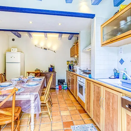 Holiday home Amazing In With Wifi Creysse (Lot)