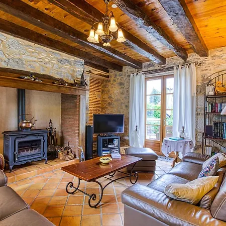 Holiday home Amazing In With Wifi *